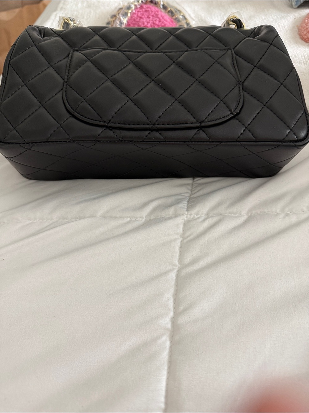 Black Quilted Lambskin Shoulder Bag with Gold Chain - Picture 5 of 8